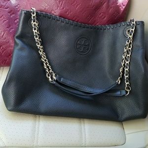 🎉SOLD🎉Tory Burch Marion Black